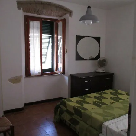 Casa *